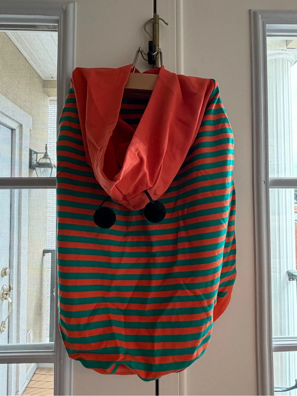 ICHOUe Dog Hoodie 2XL Orange Green Striped Hooded Pet Sweater Pom Pom NWT